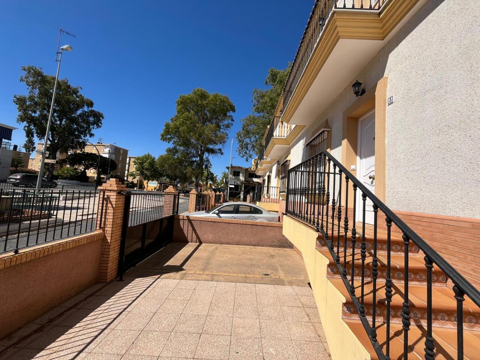 Apartamentos Turisticos Paraiso Andaluz 이슬라크리스티나 외부 사진
